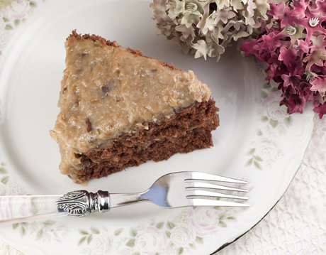 Donna’s Chocolate Cake | Island Farms