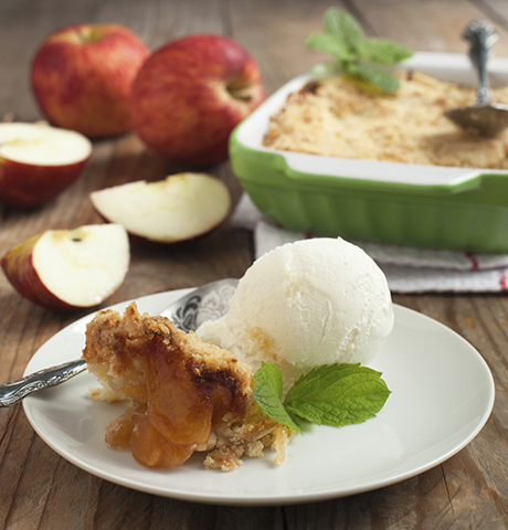 Easy Apple Crisp | Island Farms
